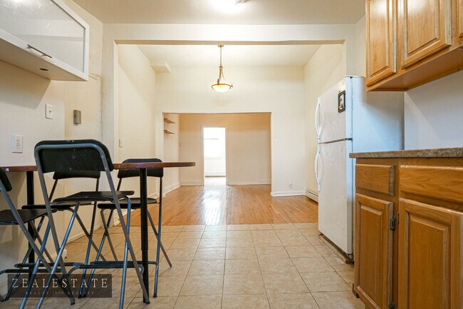 Foto del edificio - 650 6th Ave
