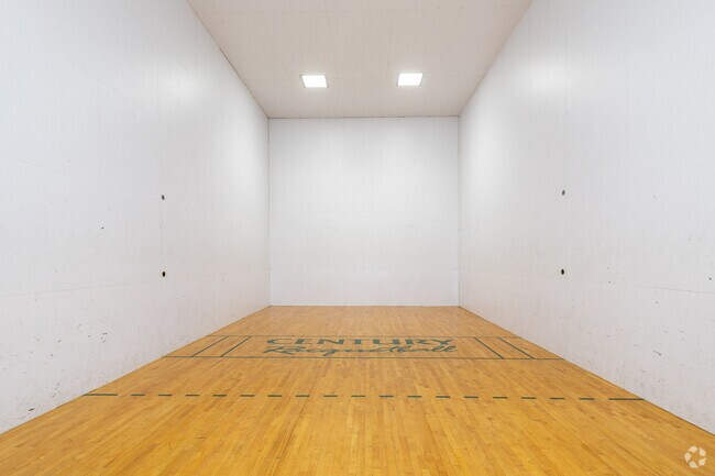 Cancha deportiva cubierta - Green Acres