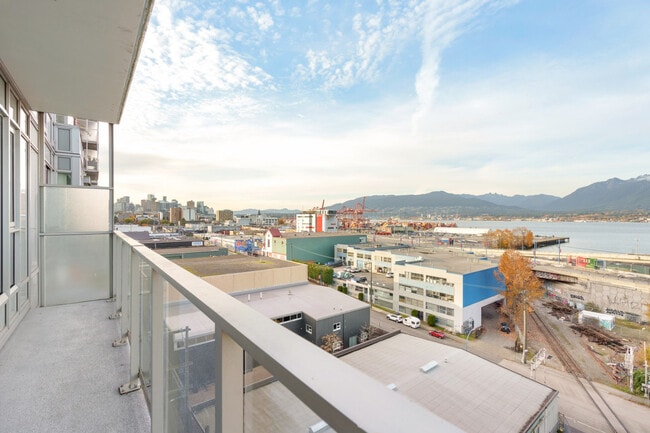 Building Photo - 983 E Hastings St