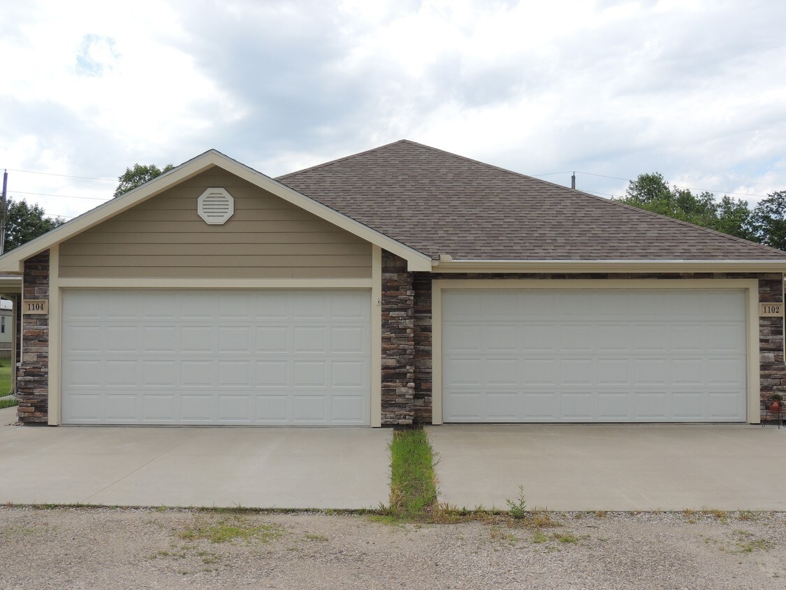 Foto principal - 1102 Merrimac St