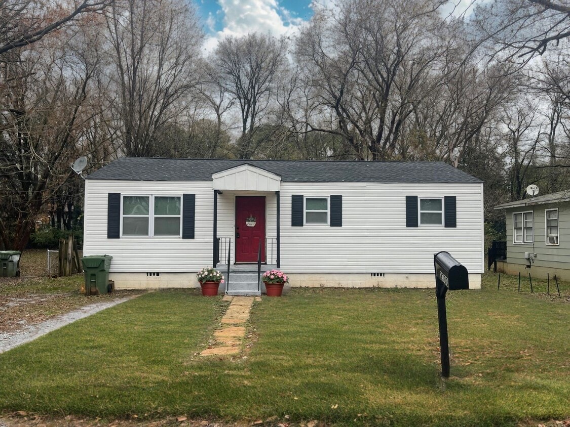 Foto principal - 2708 Cave Ave NW