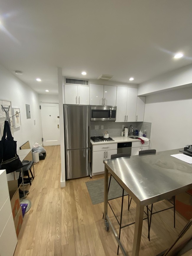 Building Photo - 21 Gramercy Park South