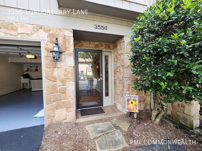 Building Photo - 3556 Londonderry Ln