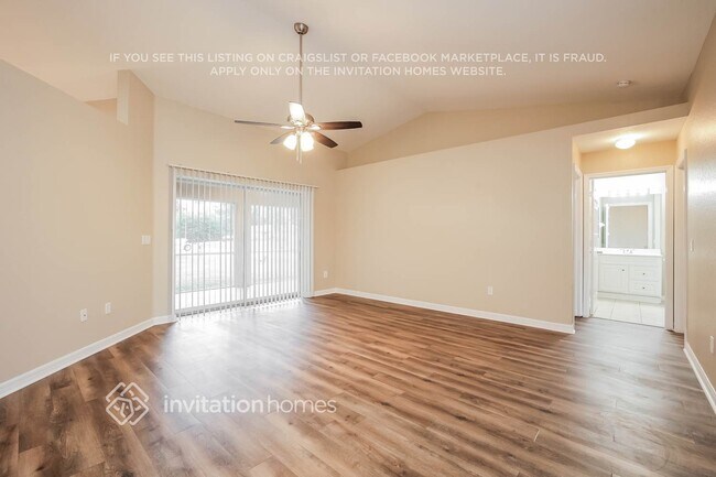 Foto del edificio - 2614 Nellie Ln