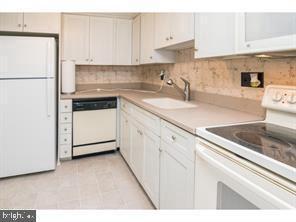 Building Photo - 3202 Garnet Pl