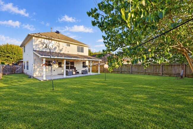 Building Photo - 9519 Maple Green Ln