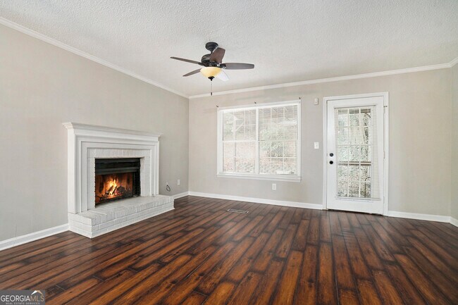 Foto del edificio - 5045 Laurel Springs Way SE
