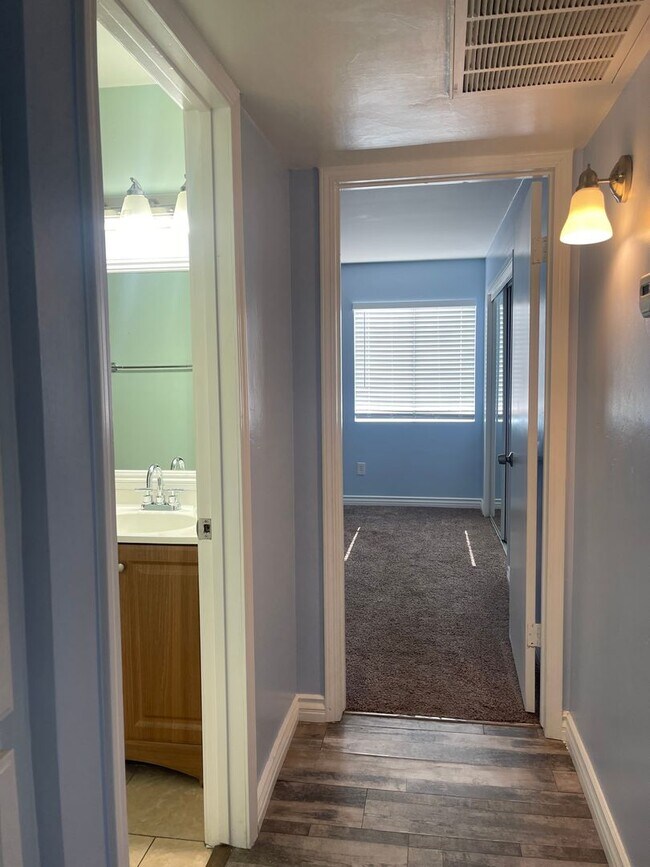 Foto del edificio - Clean and beautiful Condo!