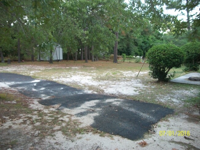 Building Photo - 2851 Wells Dr