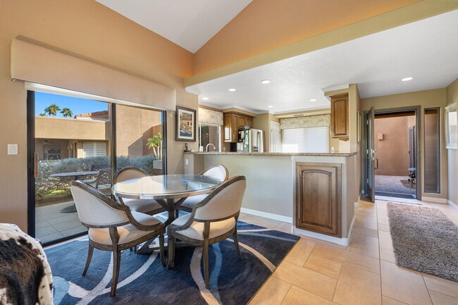 Foto del edificio - 73416 Poinciana Pl