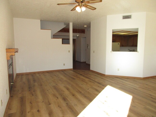 Building Photo - Unfurnished, 1-year long-term rental