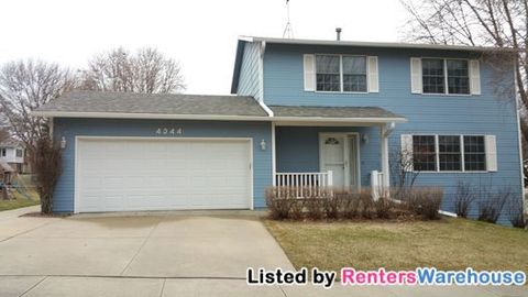 Primary Photo - 4344 Manor Park Dr NW