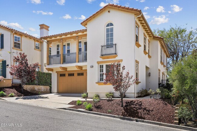 Building Photo - 4659 Cielo Cir