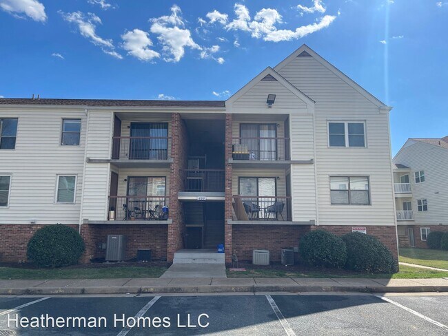 Foto del edificio - 2 br, 1 bath House - 200 Chesterfield Ln #302