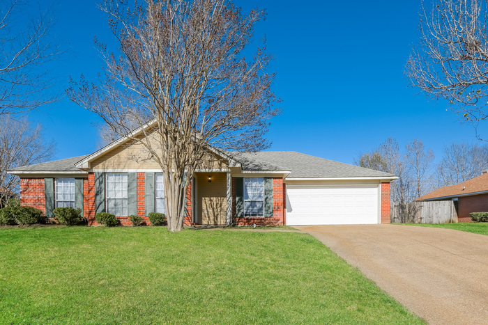 Primary Photo - Beautiful Madison Home