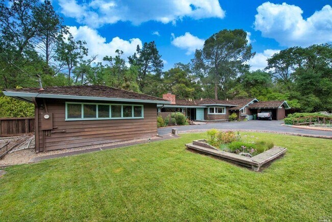 Foto del edificio - 1320 Rudgear Rd