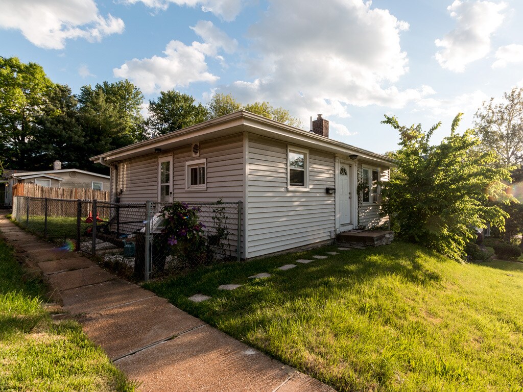 Primary Photo - 7726 Folk Ave