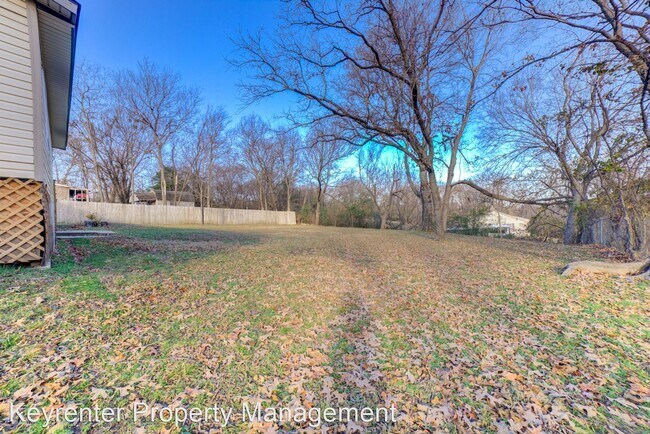 Foto del edificio - 4 br, 3 bath House - 1531 W 46th St