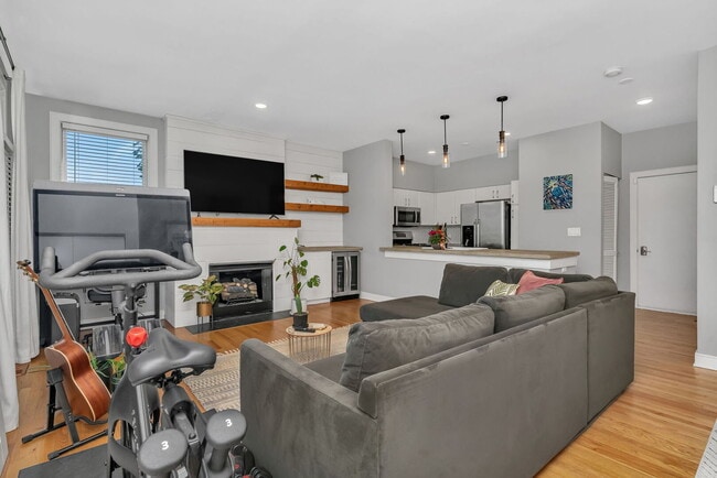 Foto del edificio - 2920 N River Walk Dr