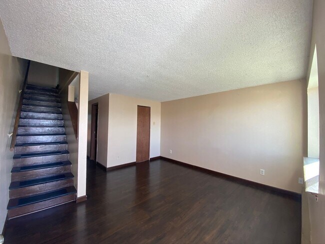 Foto del edificio - City of Gunnison Spacious 2 bedroom/2.5 bath!