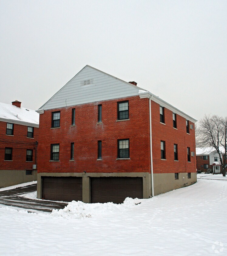 Building Photo - 520 Forrer Blvd