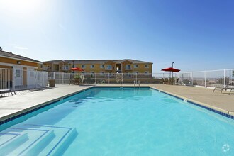 Vista Creek Apartments In Laughlin Nevada Vista Creek Apartments In Laughlin Nevada