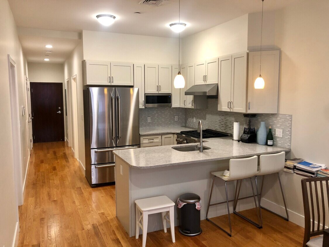 Foto principal - 719 Boylston St