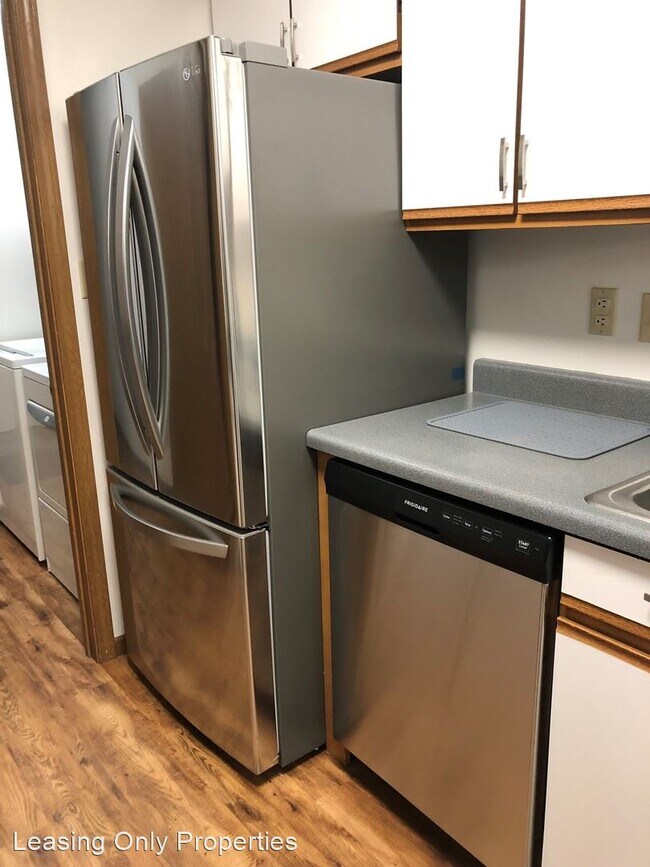 Building Photo - 2 br, 2 bath House - 8123 40th Avenue, Unit C