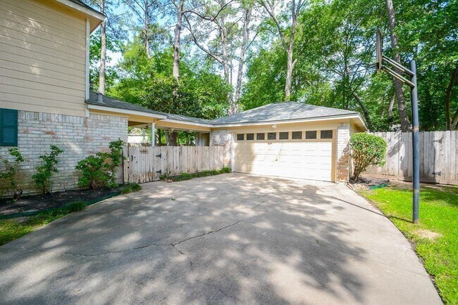 Foto del edificio - 6702 Moccasin Bend Dr