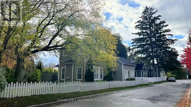 Building Photo - 15 Station Ln