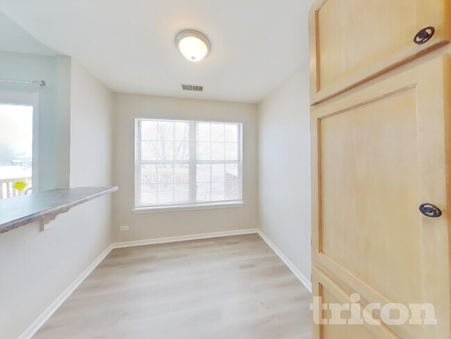 Foto del edificio - 436 Gloria Ln