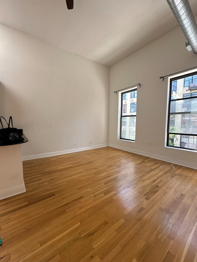 Foto del edificio - 313 S Peoria St