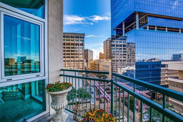 Foto del edificio - 500 Throckmorton St