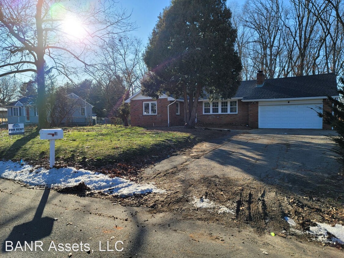 91 Half Acre Rd, Jamesburg, NJ 08831 House Rental in Jamesburg, NJ