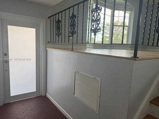 Building Photo - 141 NW 72nd Way