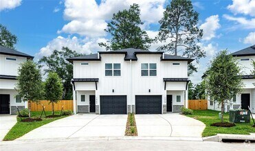 Building Photo - 1948 Longmire Villas Court