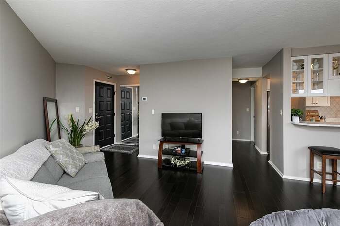 Foto principal - 300 Walnut St