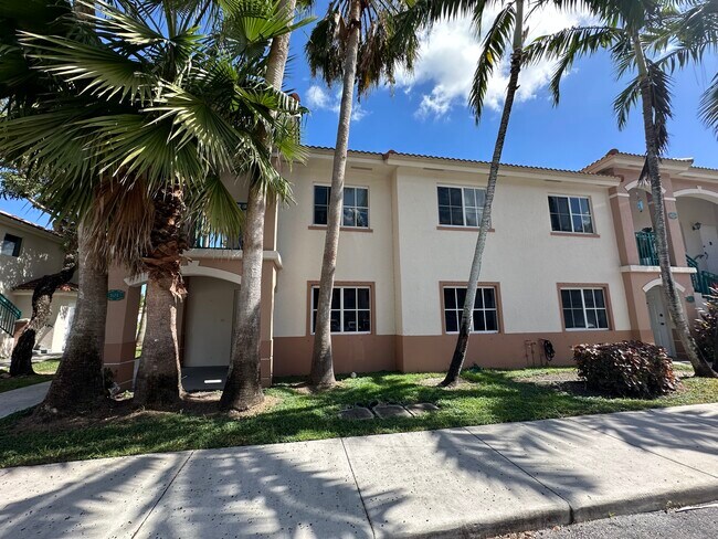 Foto del edificio - 1261 SE 31st Ct
