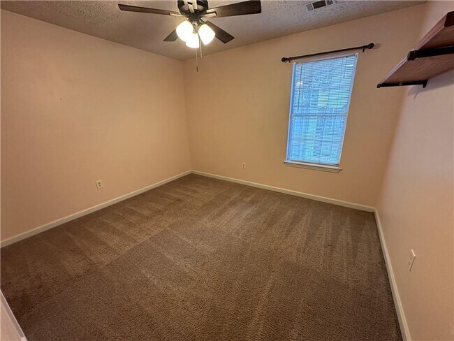 Foto del edificio - 6360 Quail Trail