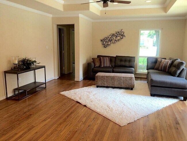 Foto del edificio - 4734 Benning Dr