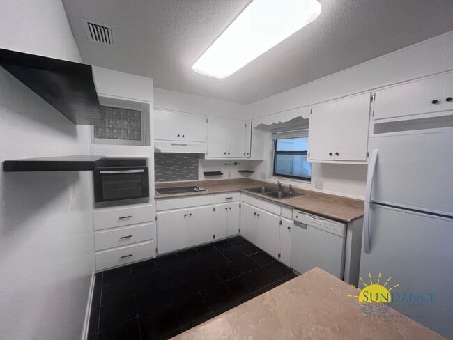 Building Photo - 475 Andrew Dr