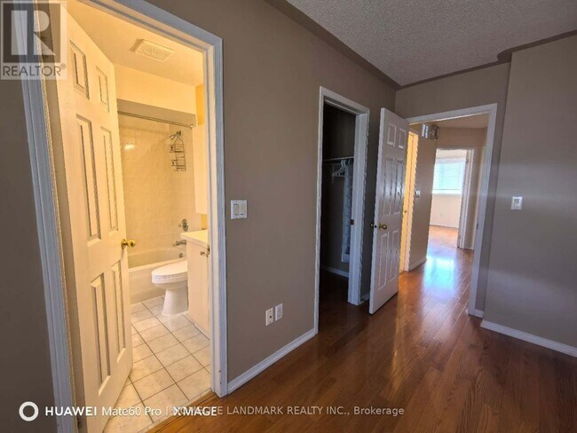 Building Photo - 328 Cranston Park Ave