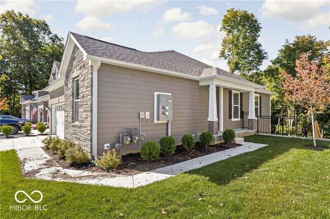Foto del edificio - 14450 Treasure Creek Ln