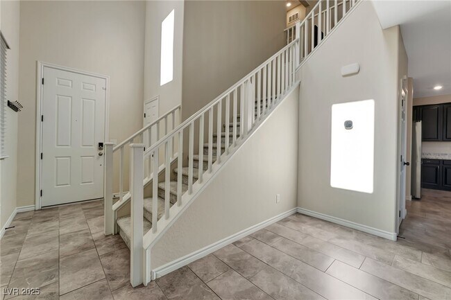 Foto del edificio - 4136 Midnight Crest Ave