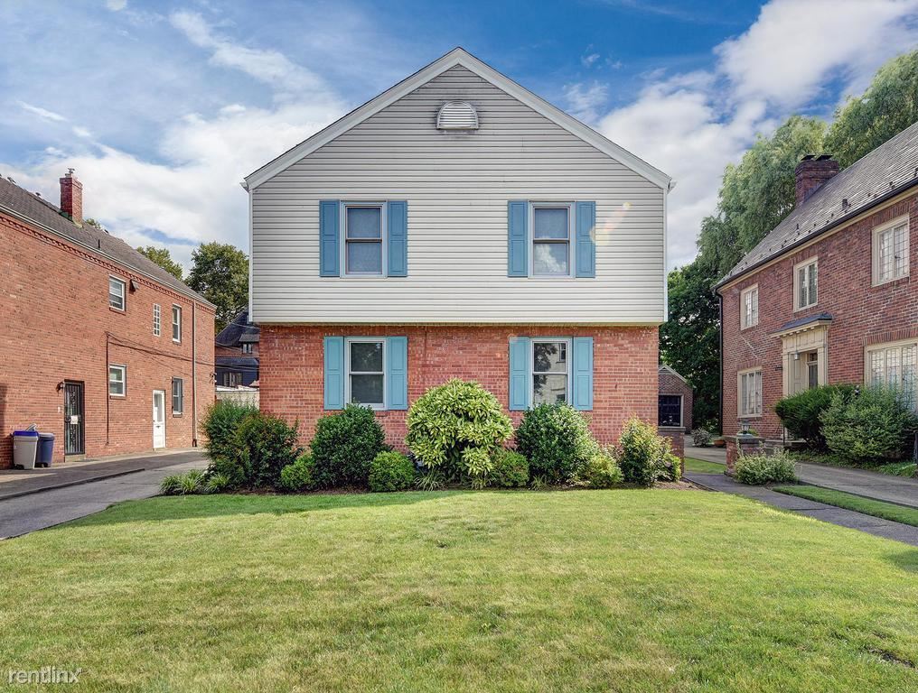 Primary Photo - 2 br, 1 bath Townhome - 7036 Meade Place
