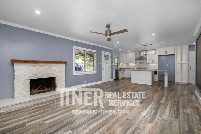 Building Photo - 1107 Meadow Rd