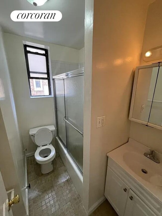 Foto del edificio - 235 Wadsworth Ave