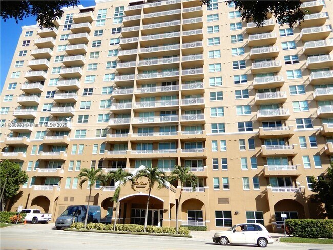 Foto del edificio - 2665 SW 37th Ave