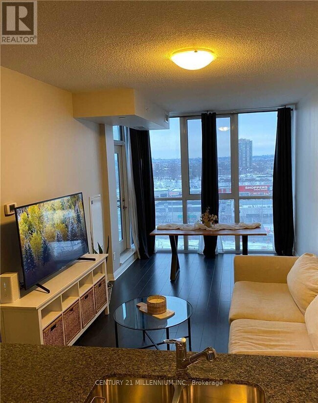 Photo du bâtiment - 55 Eglinton Ave W