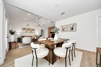Building Photo - 5946 Willowbend Blvd